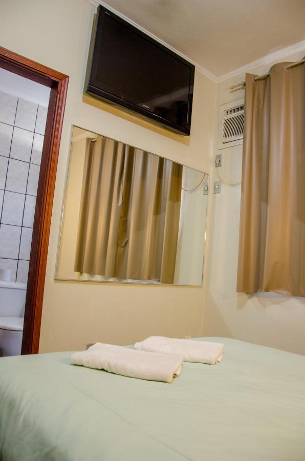 Hotel Pousada Do Leao Ленсойс Паулиста Екстериор снимка
