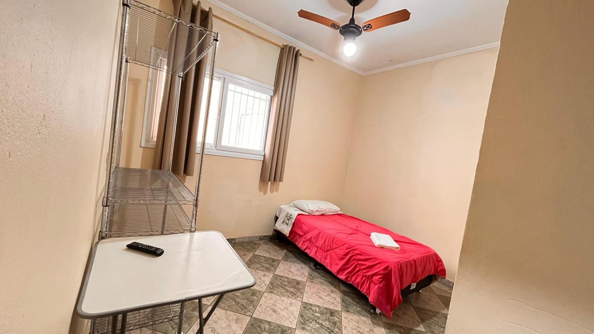 Hotel Pousada Do Leao Ленсойс Паулиста Екстериор снимка